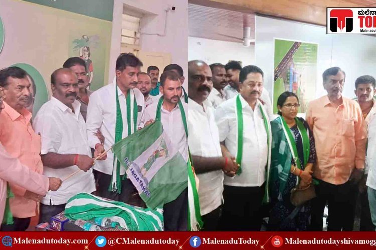 BREAKING NEWS /  ಶಿವಮೊಗ್ಗದಲ್ಲಿ ಆಪರೇಷನ್​ ಜೆಡಿಎಸ್​/ ಬಿಜೆಪಿ-ಕಾಂಗ್ರೆಸ್​ನಿಂದ  ಮುಖಂಡರ ಪಕ್ಷಾಂತರ