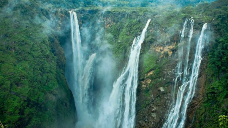 Jog falls open to public timings