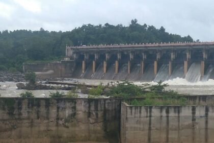 Tunga Dam Full: Water Level Rises, Bringing Relief to Shivamogga Farmers tunga Dam at Gajanur near Shivamogga