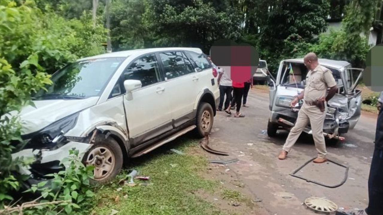 Shivamogga news june 25/ ಕಾರುಗಳ ಮಧ್ಯೆ ಡಿಕ್ಕಿ, ಊರಲ್ಲಿ ಇಲ್ಲಿದಿದ್ದ ವೇಳೆ ಕಳ್ಳತನ, ಬಿಲ್ ವಿಚಾರಕ್ಕೆ ಗಲಾಟೆ, ಇನ್ನಷ್ಟು ಸುದ್ದಿಗಳು 1 Shivamogga news june 25