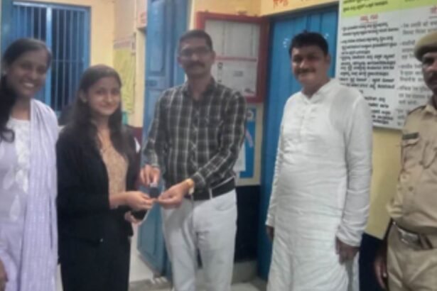 RPF Returns Lost Apple watch