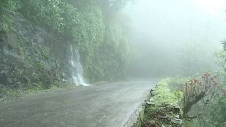 Yellow Alert Issued for 9 Districts Weather Warning Heavy Rain This Week  Red Alert Urgent Weather Alert july 16Thirthahalli Schools rain fall report