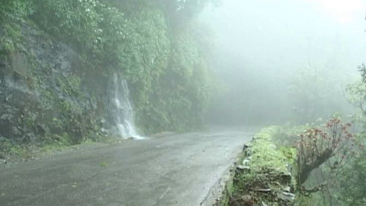 Yellow Alert Issued for 9 Districts Weather Warning Heavy Rain This Week  Red Alert Urgent Weather Alert july 16Thirthahalli Schools rain fall report