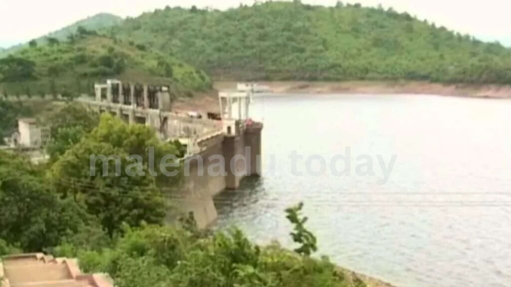 bhadra dam water level today 2025