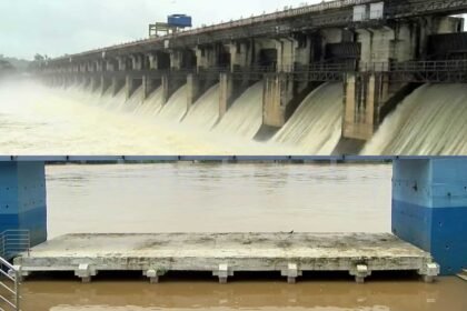 tunga dam water flow