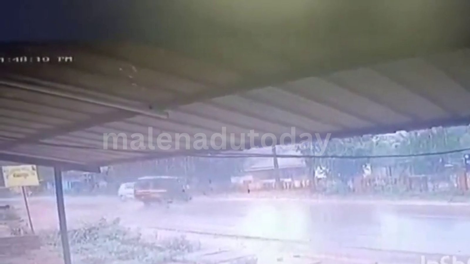 Megaravalli CCTV footage ಅಪಘಾತದ ದೃಶ್ಯ ಸಿಸಿಟಿವಿಯಲ್ಲಿ ಸೆರೆ