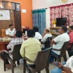 usha nursing home circle / ವಾಹನ ಮಾಲೀಕರಿಗೆ ಸೂಚನೆ ನೀಡುತ್ತಿರುವ ಪೊಲೀಸರು