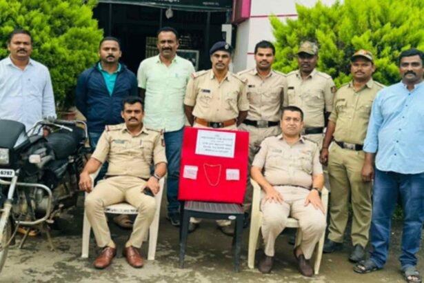 theft case nr pura ಆರೋಪಿಗಳಿಂಂದ ಮಾಲನ್ನು ವಶಪಡಿಸಿಕೊಂಡ ಪೊಲೀಸರು