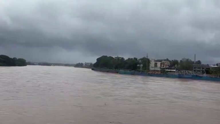 Karnataka rain Karnataka rain forecast Tunga Dam water level, Shivamogga dam, Tunga reservoir, dam level today, Sharavathi water level, Karnataka dam live status, Tunga inflow, Tunga outflow, Shivamogga rain impact on dam