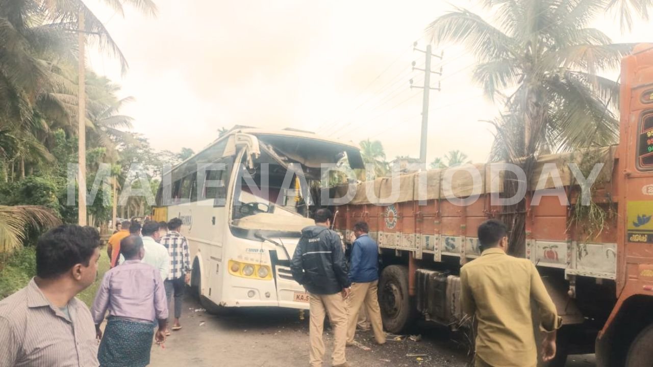 Mangaluru to Challakere bus
