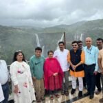 Shivarajkumar Jog Falls Shivarajkumar Family Visits Jog Falls, Shivamogga | MLA Belur Gopalakrishna Welcomes Century Star