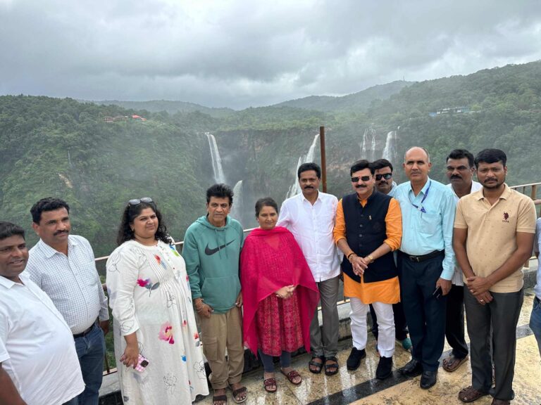 Shivarajkumar Jog Falls Shivarajkumar Family Visits Jog Falls, Shivamogga | MLA Belur Gopalakrishna Welcomes Century Star