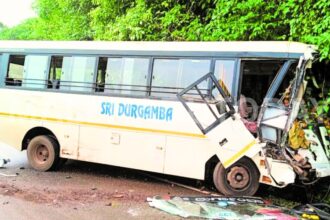 Nagodi Bus Tipper Collision