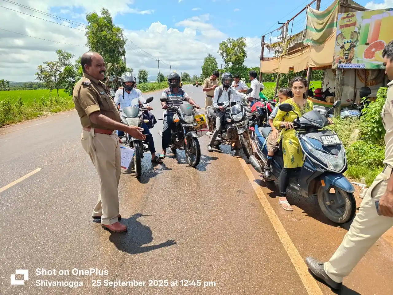Shimoga Police, Traffic Rules, Helmet Awareness, Soraba Circle, Shikaripura Police, Two-Wheeler Safety, Road Safety Campaign,