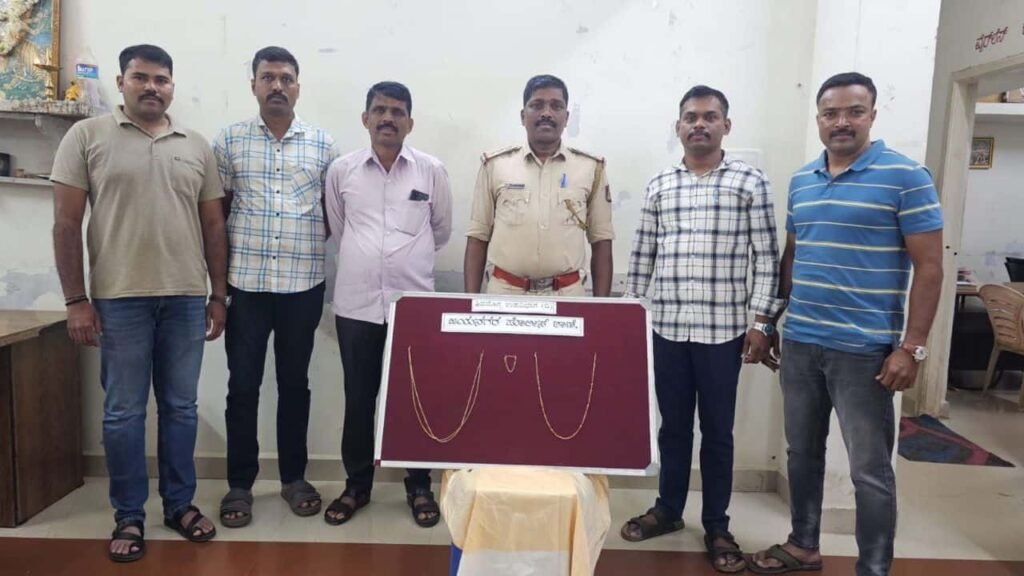 ಆರೋಪಿತನಿಂದ ವಶಪಡಿಸಿಕೊಂಡ ಬಂಗಾರ