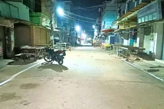 Shimoga Gandhi Bazar Encroachment issue clear Authorities Paint Roads Warn Vegetable Vendors
