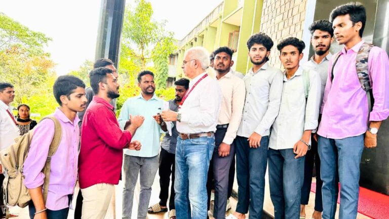 NSUI Protest Shivamogga