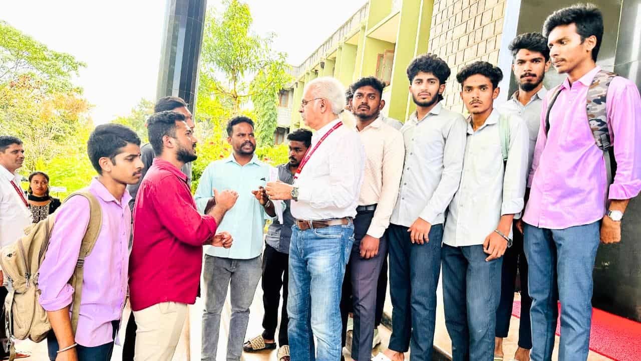NSUI Protest Shivamogga
