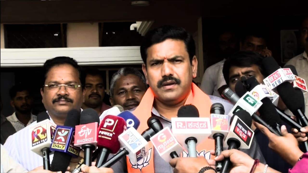 Vijayendra Slams Congress 