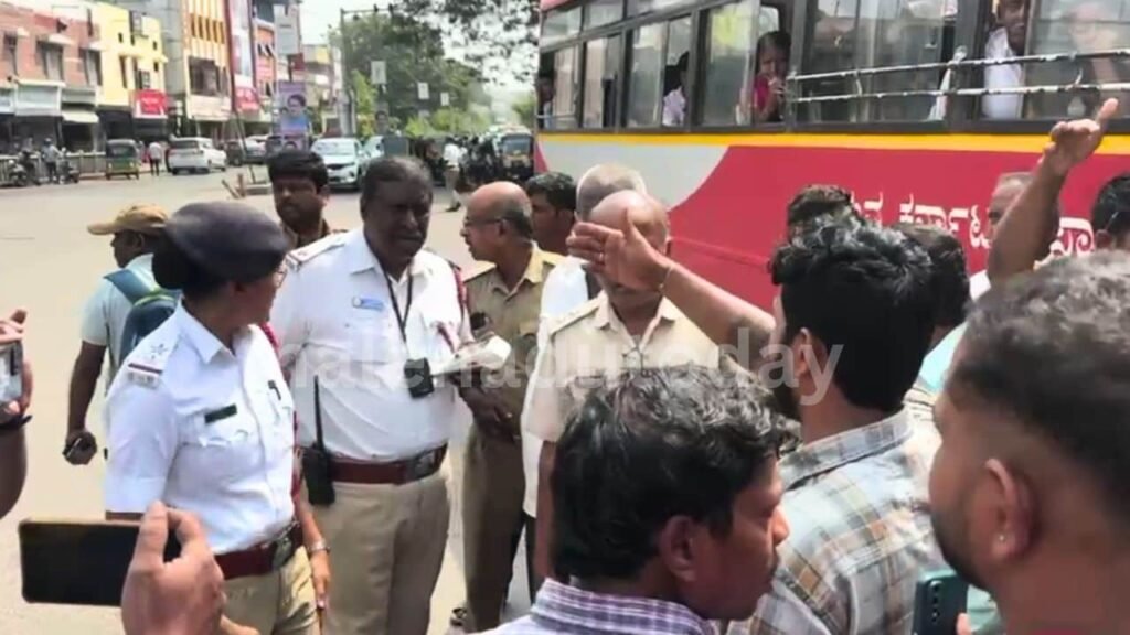 KSRTC Staff & Police Argue 