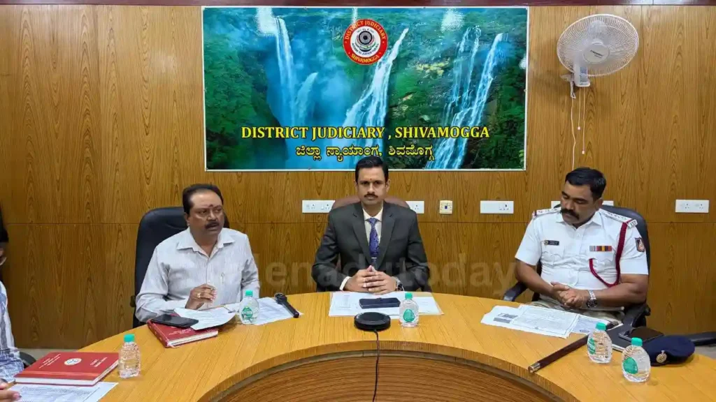 ಸಂಚಾರ ದಂಡ ಪಾವತಿಗೆ ಗೋಲ್ಡನ್ ಚಾನ್ಸ್ : ಬಾಕಿ ಉಳಿಸಿಕೊಂಡವರಿಗೆ ಶೇ.50 ರಿಯಾಯಿತಿ 1 Traffic Fines Lok Adalat to Clear E Challans