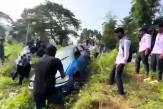 Alto Car Overturns