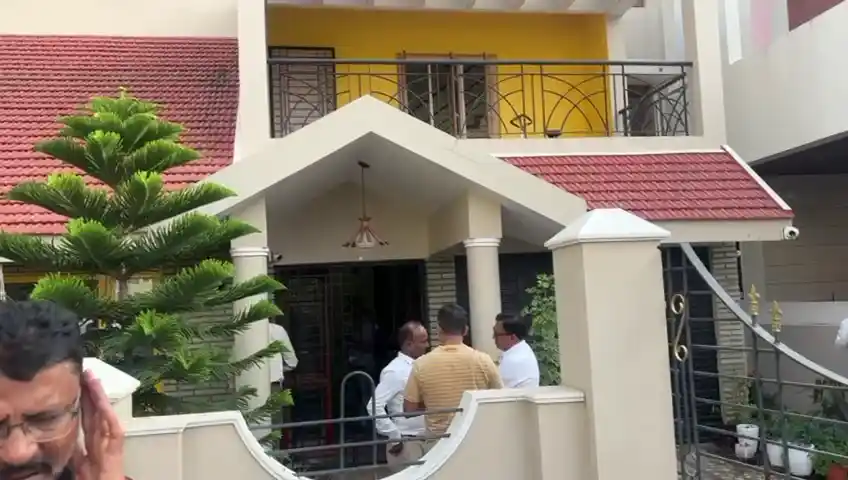 ಶಾಂತಿ ನಿವಾಸವಾದ ಸಾನಿಧ್ಯ ಸಾವಿನ ಮನೆಯಾಗಿದ್ದು ಹೇಗೆ..? ಜೆಪಿ ಬರೆಯುತ್ತಾರೆ. 2 Malenadu Today