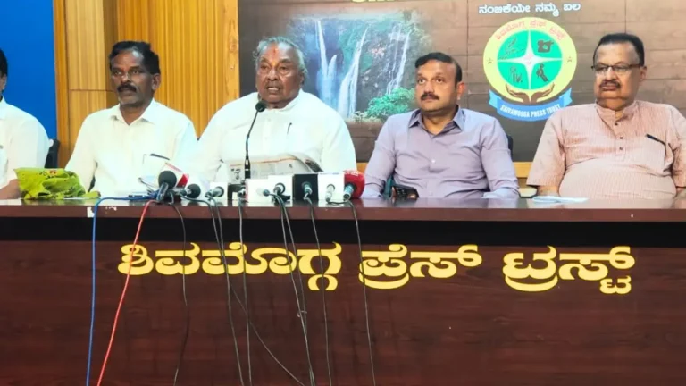 Politics Eshwarappa Hits Out at Failed Govt