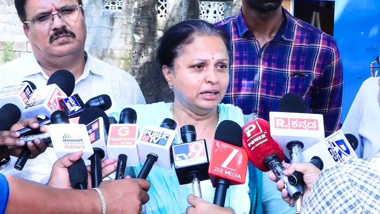 ತ್ಯಾವರೆಕೊಪ್ಪ ನೀರಾನೆ ದಾಳಿ: ವೆಟರ್ನರಿಗೆ ಕಳಿಸೋಕೆ ಭಯ ಪಡುವಂತಹ ಸ್ಥಿತಿ ನಿರ್ಮಾಣವಾಗಿದೆ – ಡಾ. ಸಮೀಕ್ಷಾ ತಾಯಿ ಕಣ್ಣೀರು