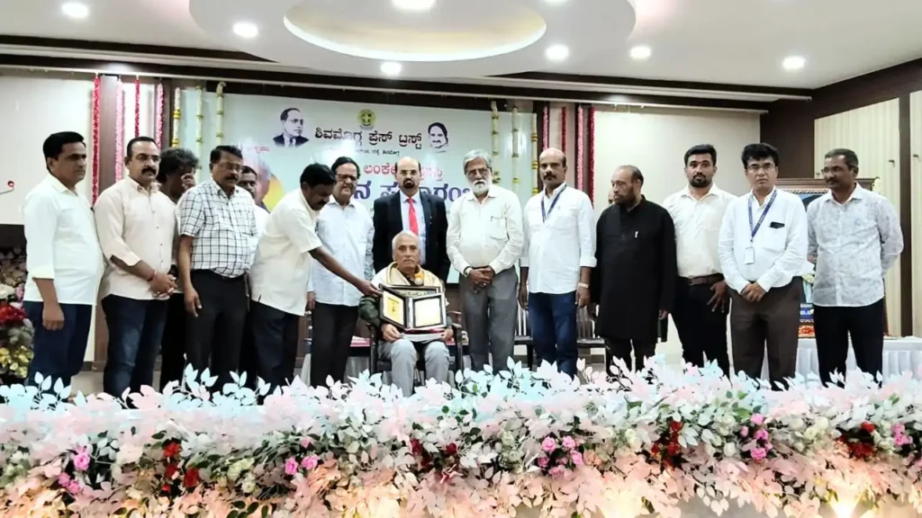 Journalist D. Mahadevappa honored with P. Lankesh Award