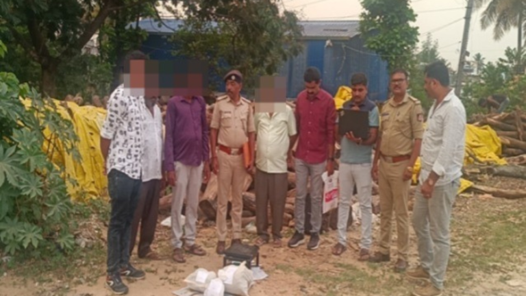 ನಗರದ ಅಣ್ಣಾನಗರ ಚಾನಲ್ ಏರಿಯಾದಲ್ಲಿ ನಿಷೇಧಿತ ಮಾದಕ ವಸ್ತು ಗಾಂಜಾವನ್ನು ಅಕ್ರಮವಾಗಿ ಮಾರಾಟ ಮಾಡುತ್ತಿದ್ದ ಆರೋಪಿಯೊಬ್ಬನನ್ನು ಪೊಲೀಸರು ಬಂಧಿಸಿದ್ದಾರೆ.
