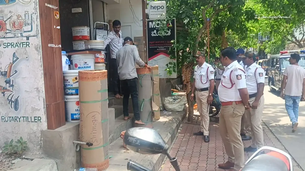 ಗಾಡಿಕೊಪ್ಪ, ಆಲ್ಕೊಳ ಬಳಿಕ ಇದೀಗ ಗಾರ್ಡನ್ ಏರಿಯಾ! ಹೇಗಿತ್ತು ಟ್ರಾಫಿಕ್ ಪೊಲೀಸರ ಕಾರ್ಯಾಚರಣೆ 3 Malenadu Today Shivamogga