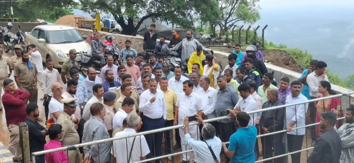 ಫೈನಲಿ 2 ತಿಂಗಳ ಬಳಿಕ ಹುಲಿಕಲ್ ಘಾಟಿ ಓಪನ್! ಕಂಡಿಷನ್ ಏನಿದೆ? 4 Malenadu Today Shivamogga