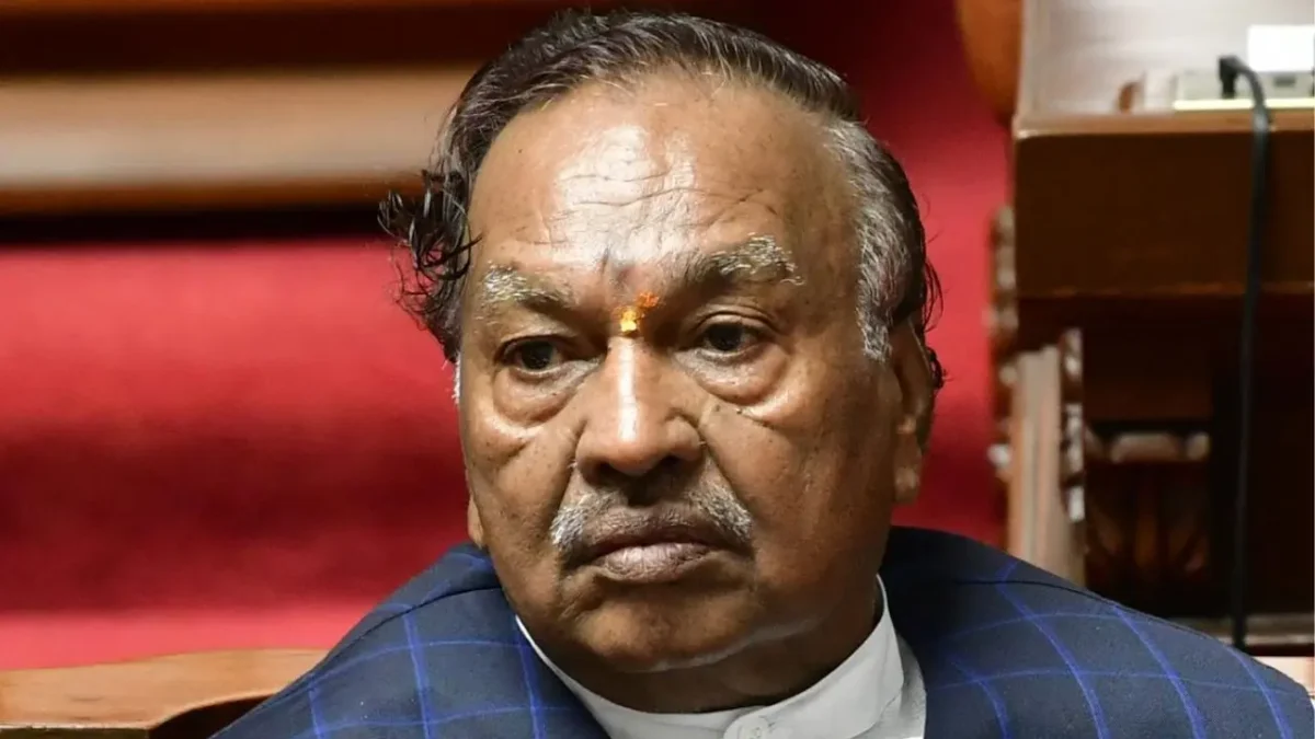 KS Eshwarappa Clarifies on 17 MLA Bribery Statement