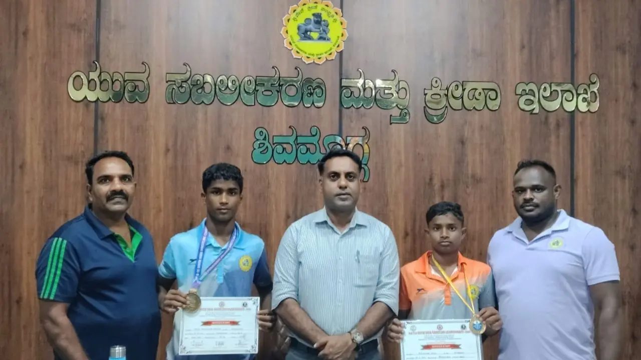 ಕುಸ್ತಿ ಚಾಂಪಿಯನ್‌ಶಿಫ್‌ನಲ್ಲಿ ಶಿವಮೊಗ್ಗದ ಇಬ್ಬರು ಕುಸ್ತಿಪಟುಗಳಿಗೆ ಬಂಗಾರ ಪದಕ