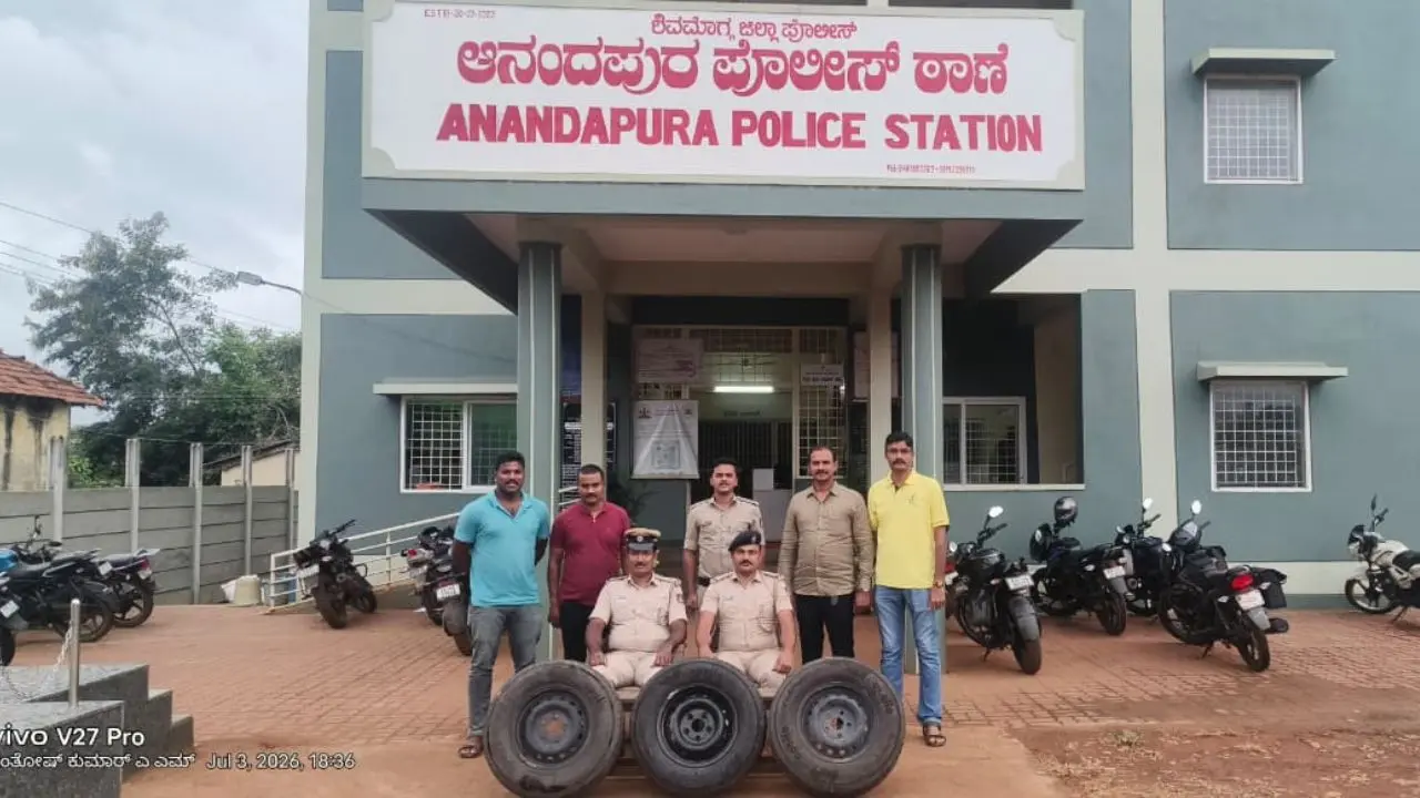 ಆನಂದಪುರದಲ್ಲಿ ಟೈರ್ ಕಳ್ಳ ಲಾಕ್ : ಮೂರು ಟೈರ್​ ವಶ