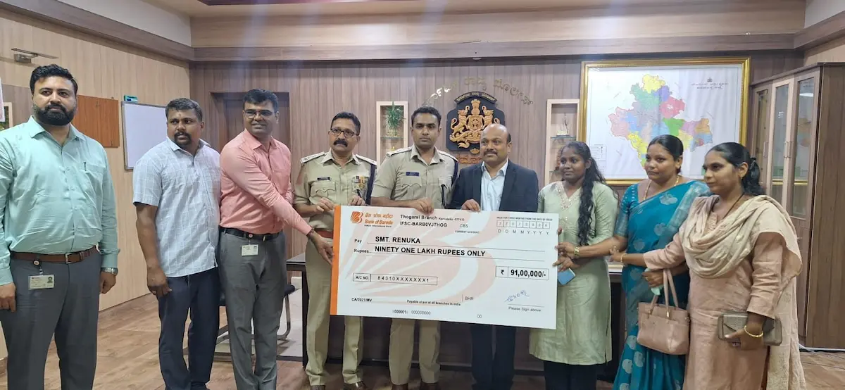 SP B Nikhil urges police staff to utilize salary package and life insurance schemes