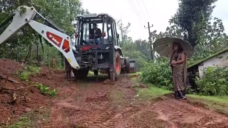 Dr Pratibha Evicts Encroachers in Sagara