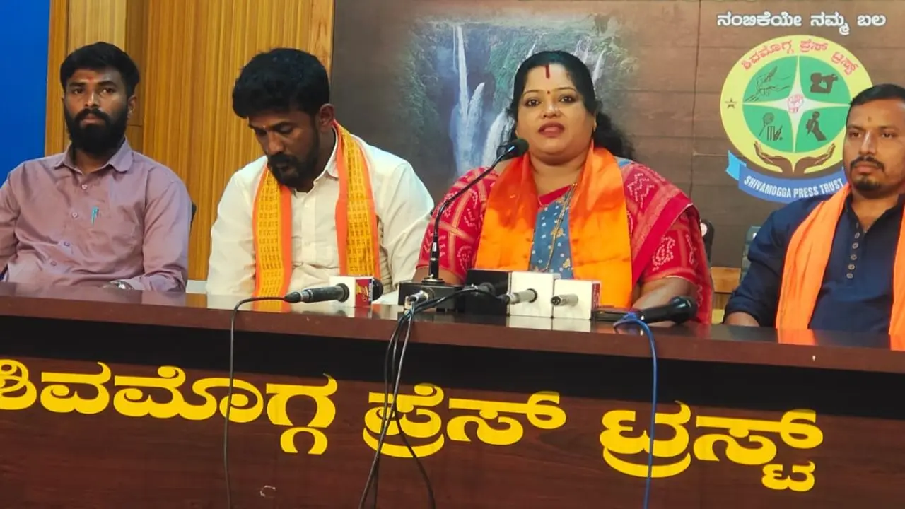 Shikaripura Attack VHP Calls Bandh on Aug 19
