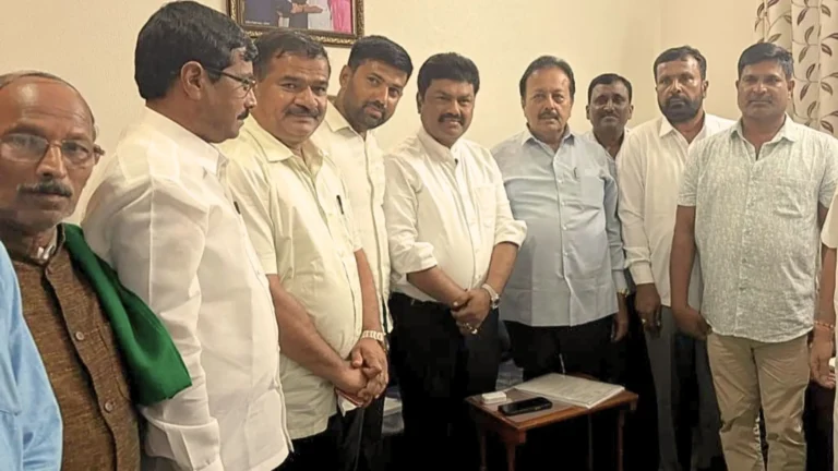 ಶಿವಮೊಗ್ಗ ಗ್ರಾಮಾಂತರ ಕೆರೆಗಳಿಗೆ ನೀರು ತುಂಬಿಸುವ ಯೋಜನೆಗಾಗಿ ಸಚಿವರಿಗೆ ಮನವಿ ಸಲ್ಲಿಸಿದ ನಿಯೋಗ