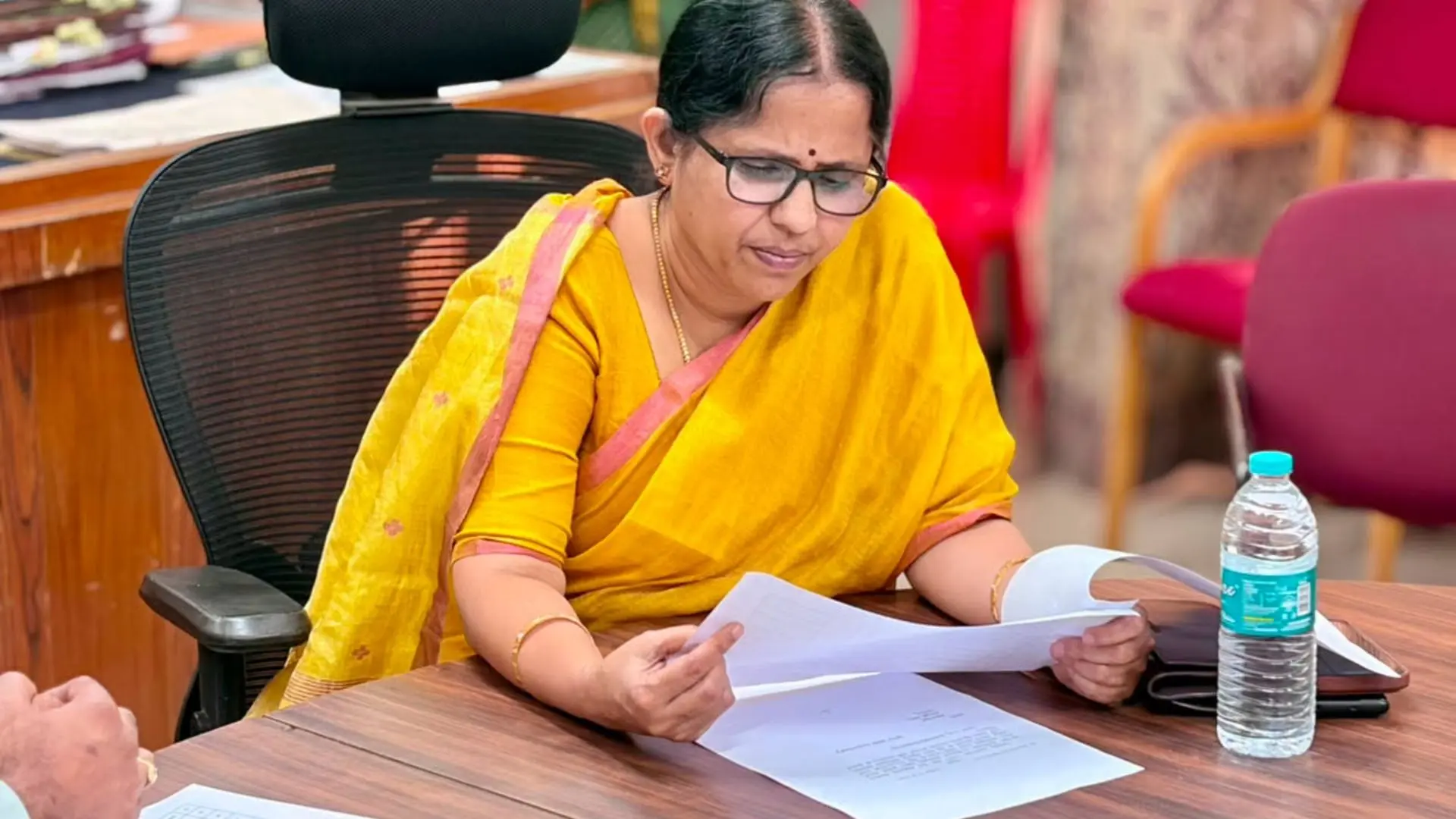 Shivamogga Rural MLA Seeks Drought Relief and Rs 22.42 Crore for Irrigation