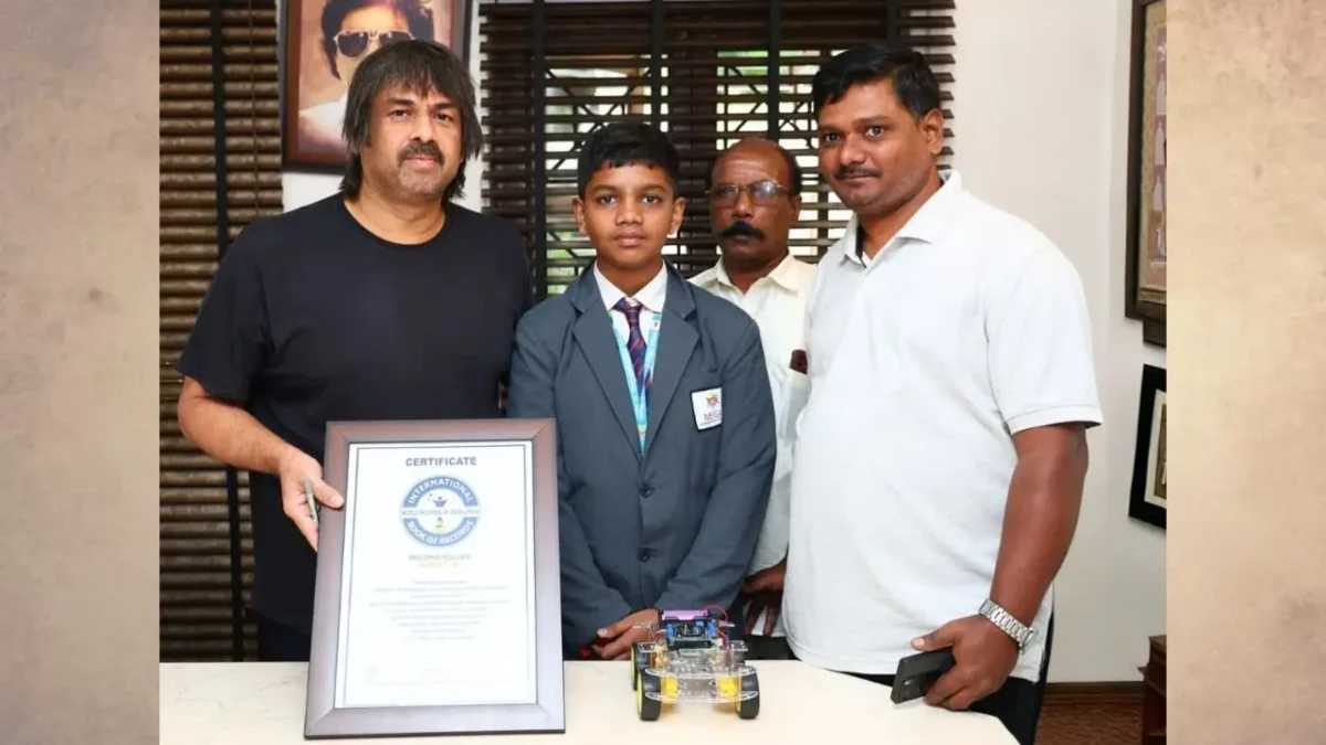 ಇಂಟರ್ನ್ಯಾಷನಲ್_ ಬುಕ್_ ಆಫ್_ ರೆಕಾರ್ಡ್____ ಮಾಡಿದ ಬಾಲಕನಿಗೆ ಸಚಿವ ಮಧುಬಂಗಾರಪ್ಪರಿಂದ ಸನ್ಮಾನ