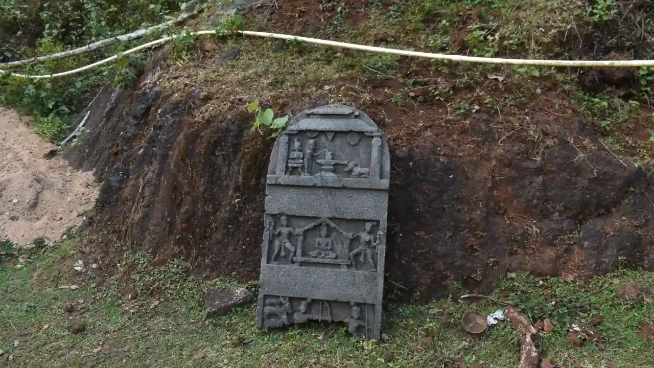 ಚೌಡಸೆಟ್ಟಿಯ ಪರಾಕ್ರಮ ಸಾರುವ ಶಾಸನ